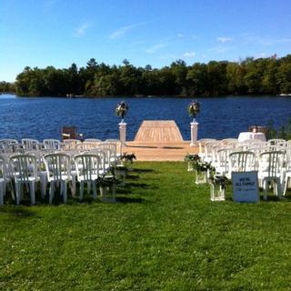 Christie's Mill Inn and Spa | Port Severn, Ontario | Outdoor wedding ceremony by lake